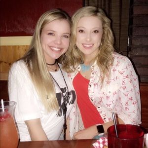 Meet your Posher, Bailey